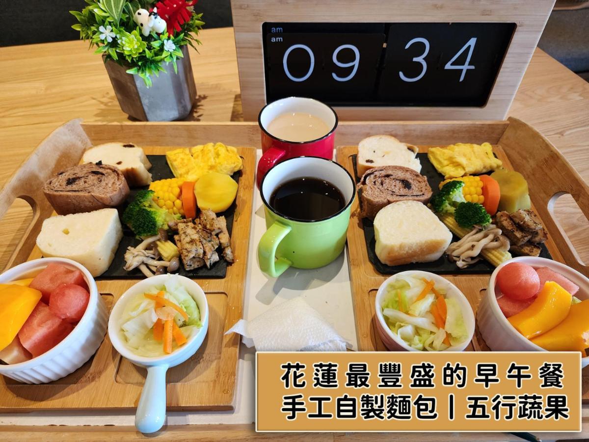花蓮市 ステーション 100 メートル B＆B Bed & Breakfast エクステリア 写真