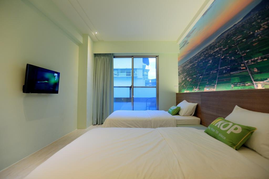 花蓮市 ステーション 100 メートル B＆B Bed & Breakfast エクステリア 写真