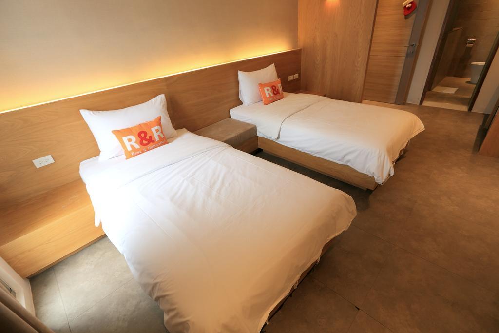 花蓮市 ステーション 100 メートル B＆B Bed & Breakfast エクステリア 写真