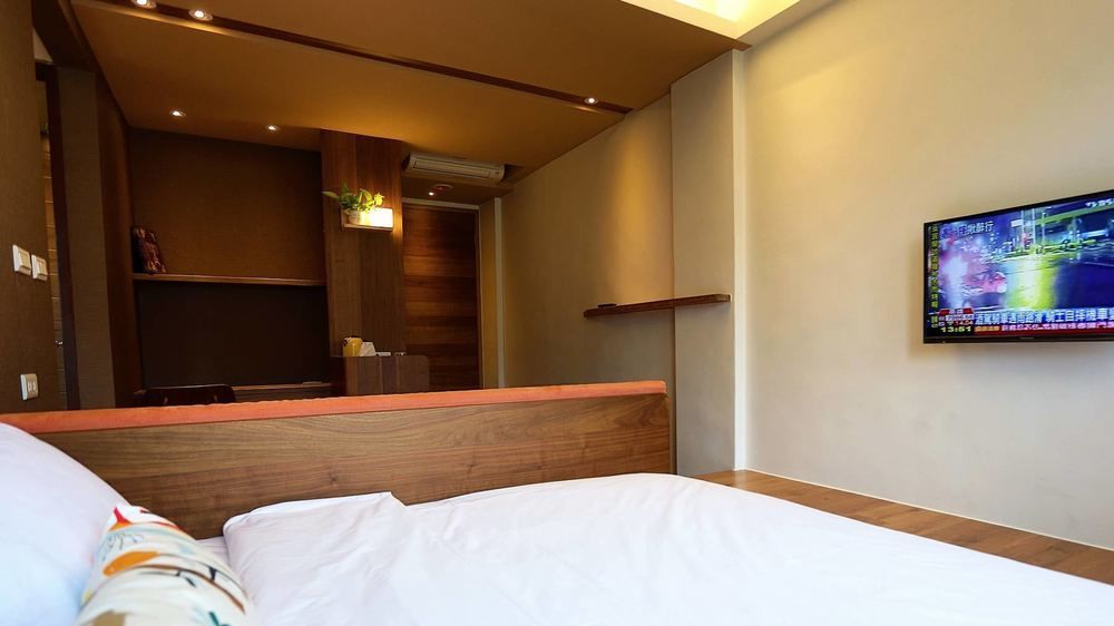 花蓮市 ステーション 100 メートル B＆B Bed & Breakfast エクステリア 写真
