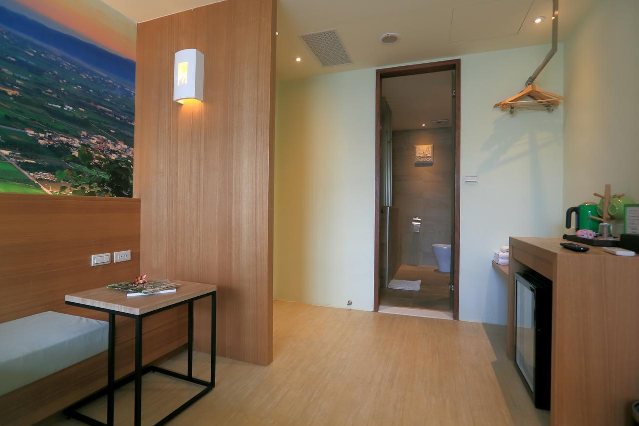 花蓮市 ステーション 100 メートル B＆B Bed & Breakfast エクステリア 写真