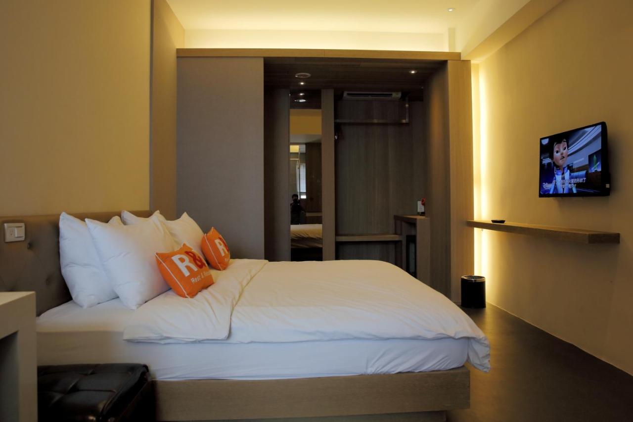 花蓮市 ステーション 100 メートル B＆B Bed & Breakfast エクステリア 写真